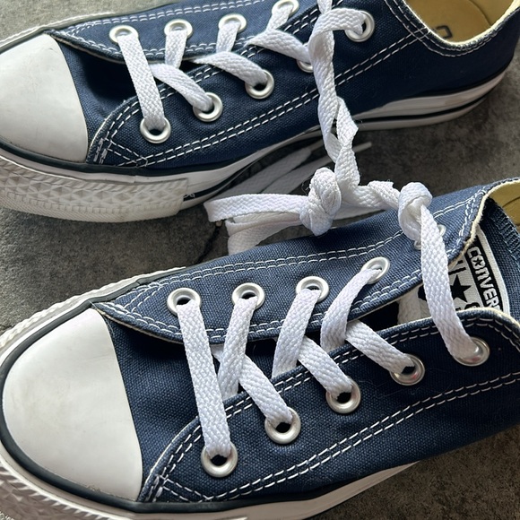 COPY - EUC-like new navy and white All Star Converse - Picture 5 of 6